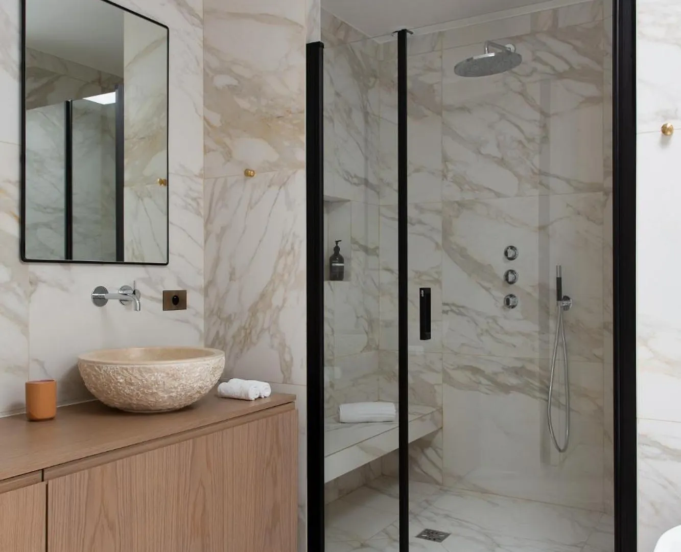 Highstay - Luxury Serviced Apartments - Arc De Triomphe Parigi